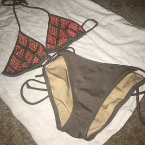 Victoria’s Secret bikini